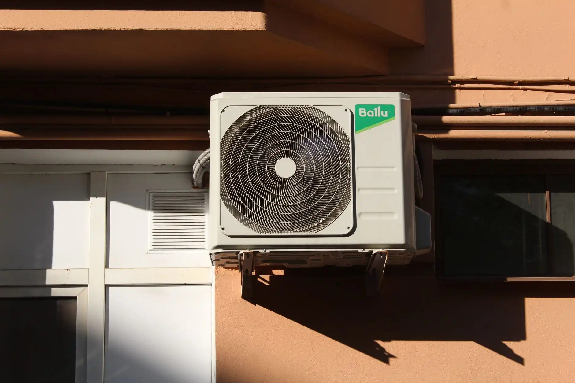 广州新风系统产品核心特点与商用场景适用说明正文配图 1