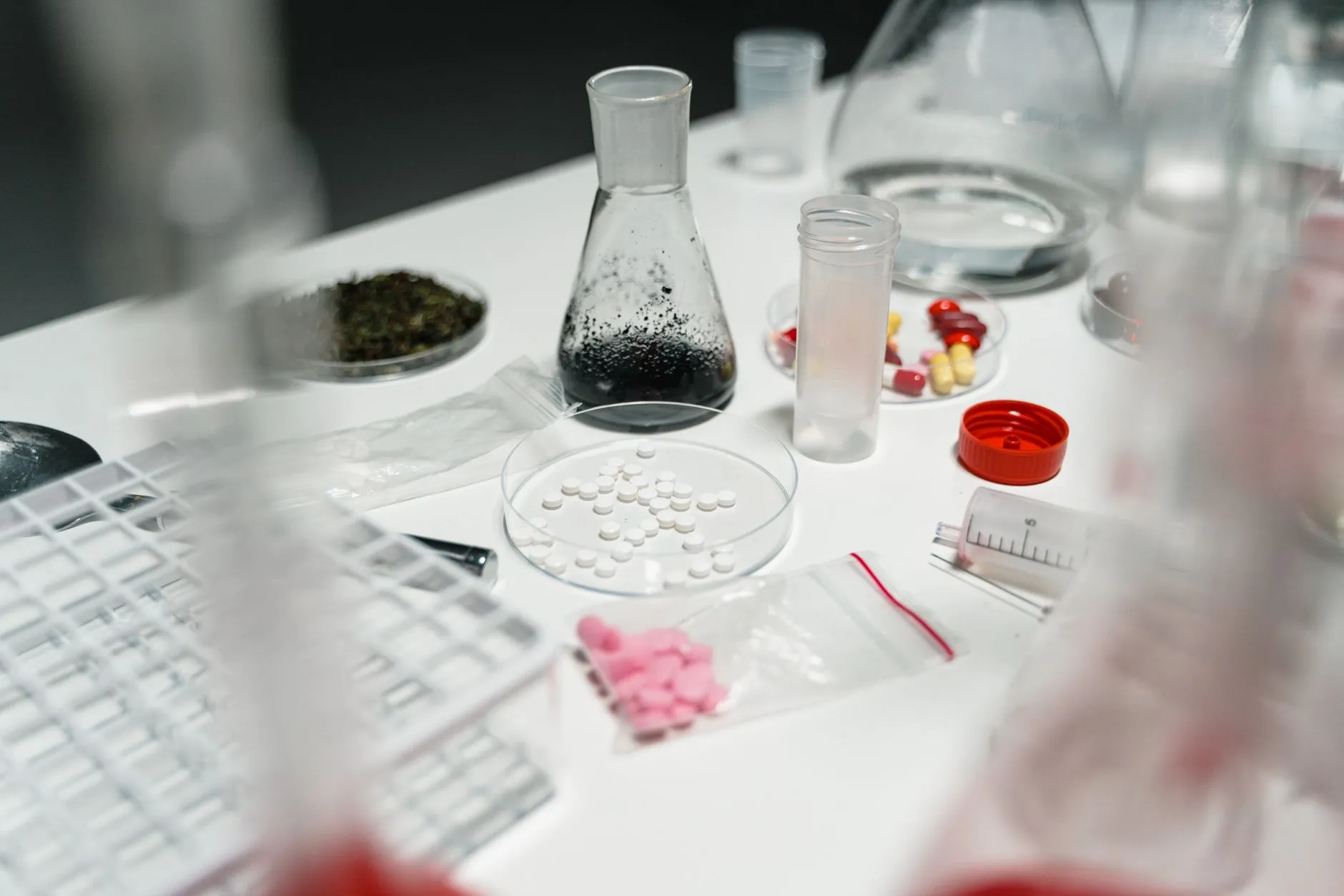 广州新风系统除霾净化技术原理与商用场景应用解析